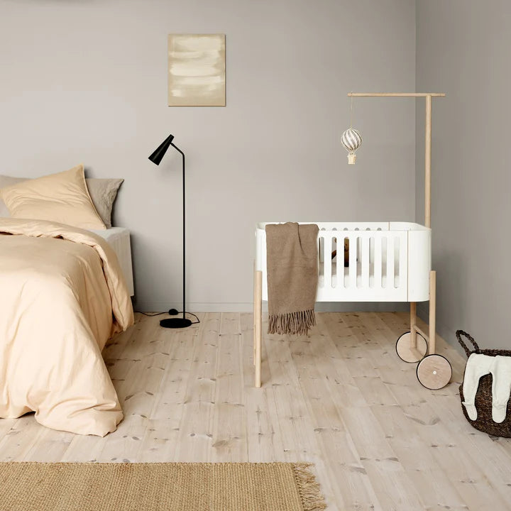 WOOD CO-SLEEPER INCL. BENCH CONVERSION, WHITE/OAK - Oliver Furniture