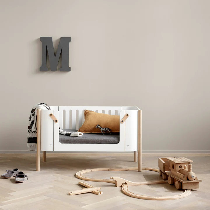 WOOD CO-SLEEPER INCL. BENCH CONVERSION, WHITE/OAK - Oliver Furniture
