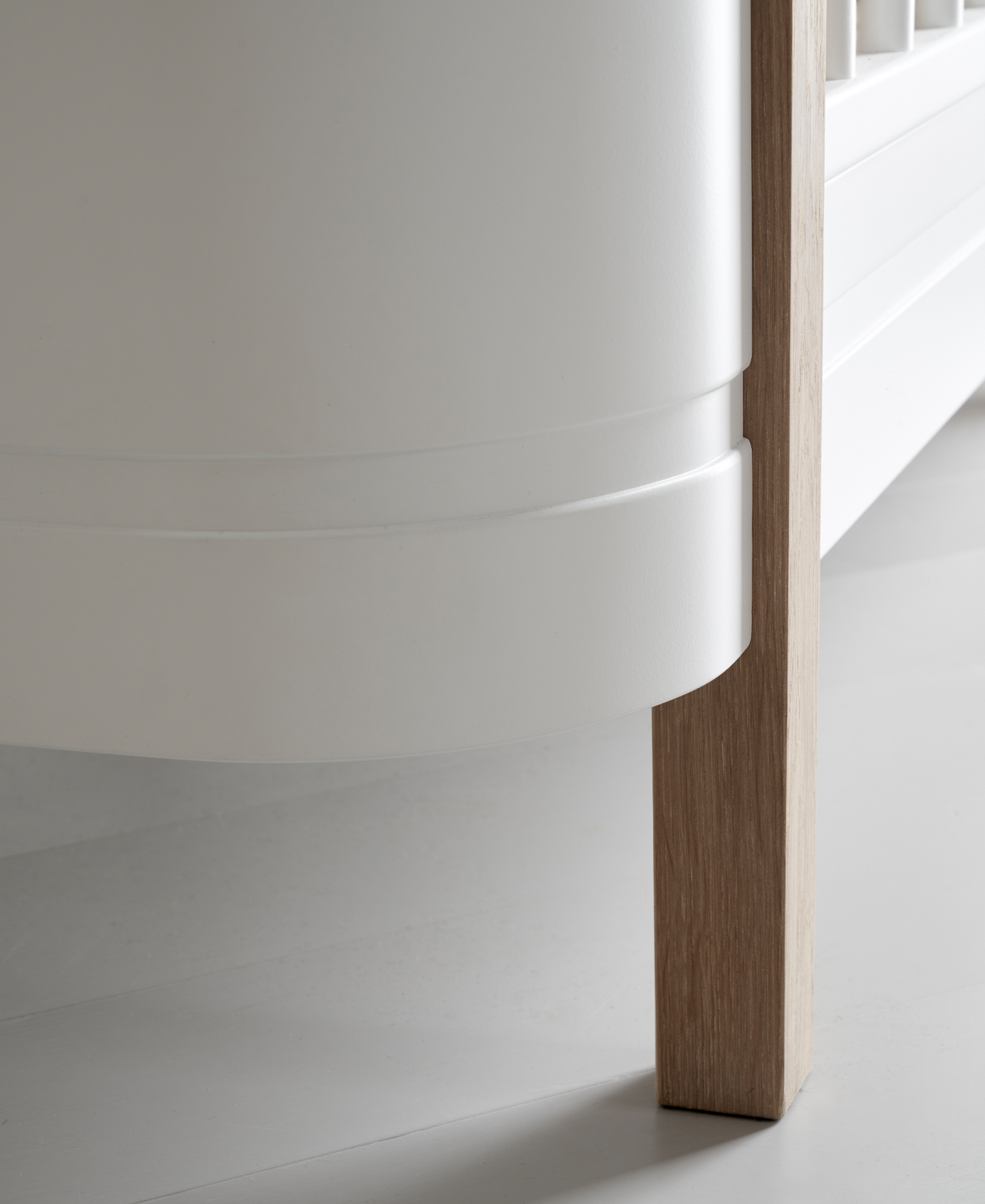 Wood Mini+ Cot White Oak - Oliver Furniture